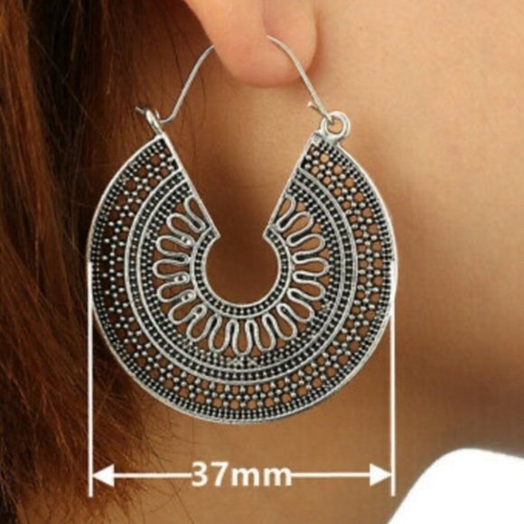 ***Sterling silver Tribal Earrings - Picture 2 of 3